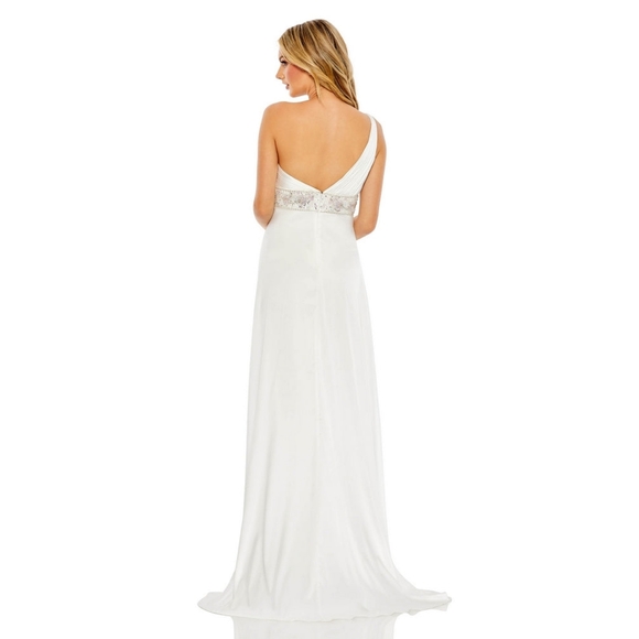 Mac Duggal White One-Shoulder Gown - Picture 3 of 6